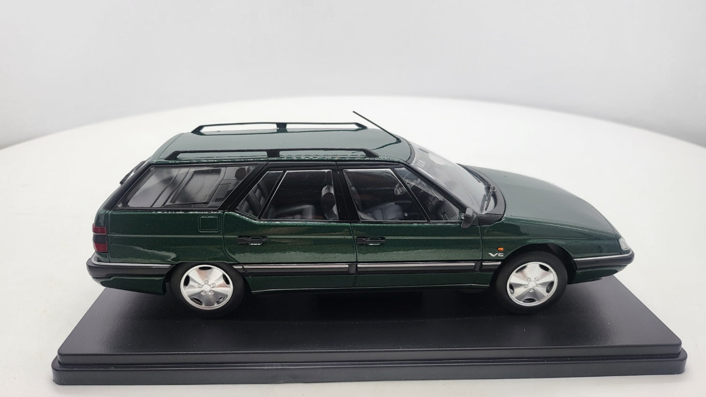 Whitebox Citroën XM Break Donkergroen 1991 - Schaal 1:24