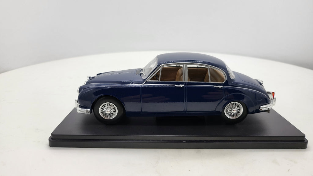 Whitebox Jaguar Mark 2 Donkerblauw 1959 - Schaal 1:24