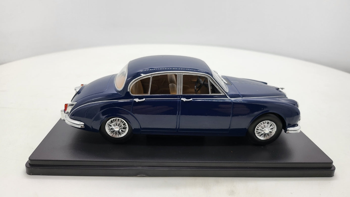Whitebox Jaguar Mark 2 Donkerblauw 1959 - Schaal 1:24