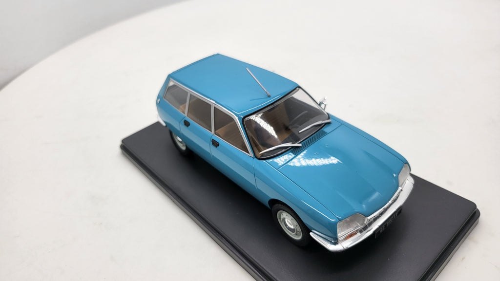 Whitebox Citroën GS Break Lichtblauw 1971 - Schaal 1:24