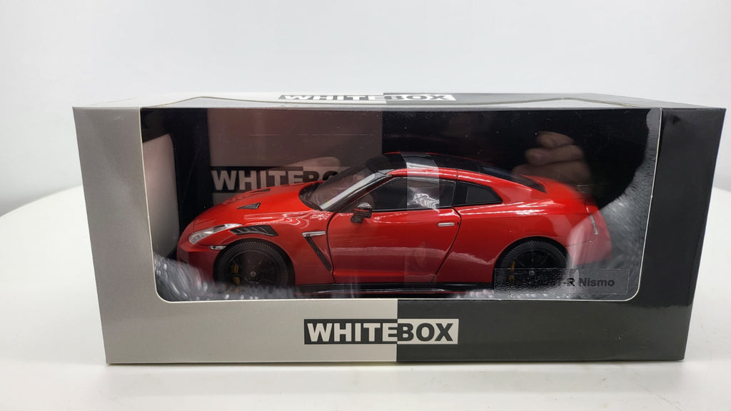 Whitebox Nissan GT-R (R35) Nismo Rood 2021 - Schaal 1:24