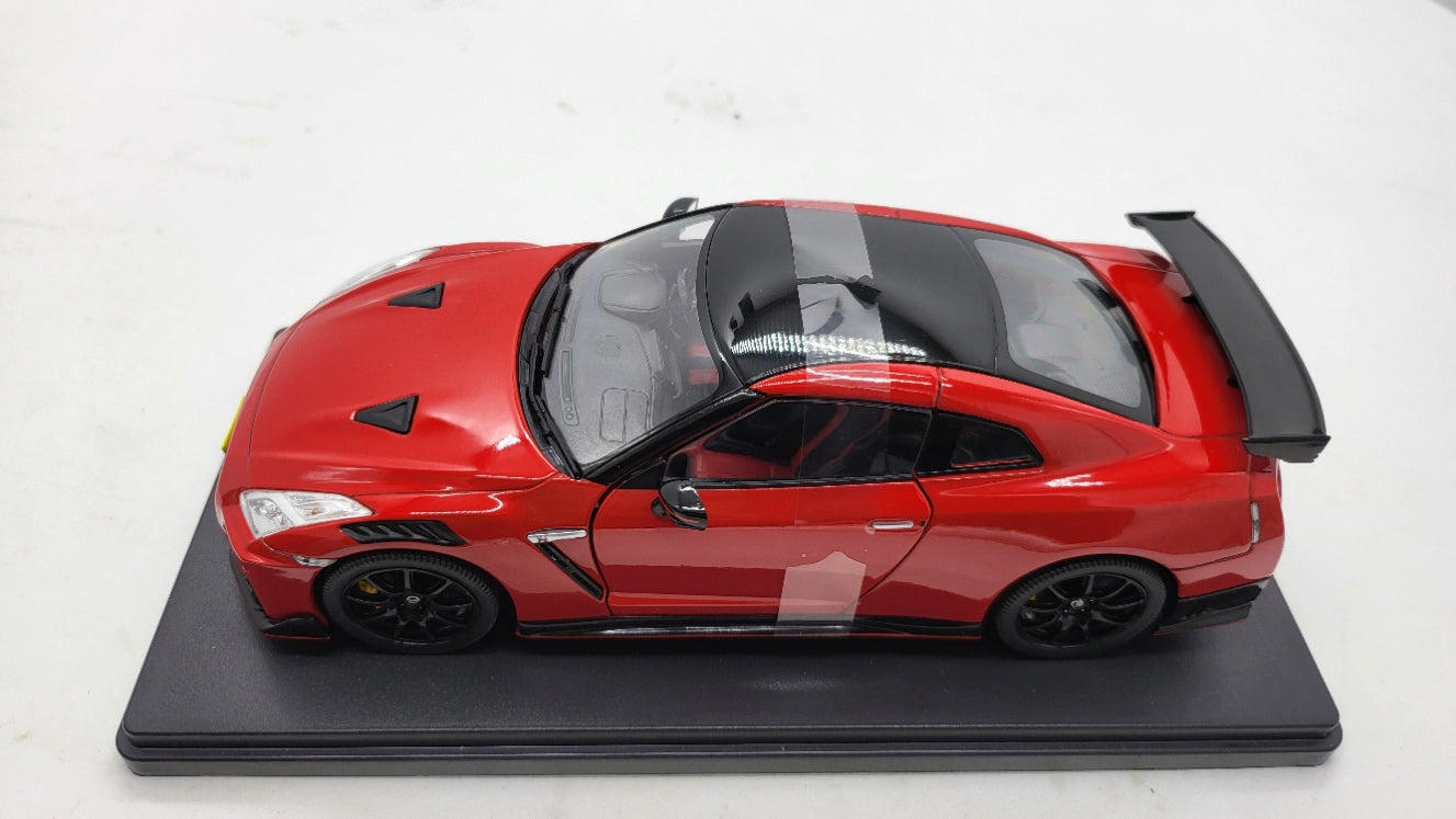 Whitebox Nissan GT-R (R35) Nismo Rood 2021 - Schaal 1:24