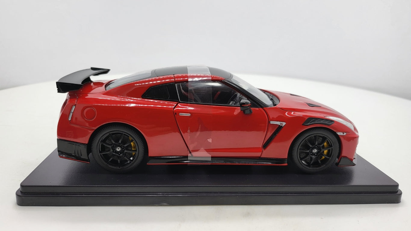 Whitebox Nissan GT-R (R35) Nismo Rood 2021 - Schaal 1:24