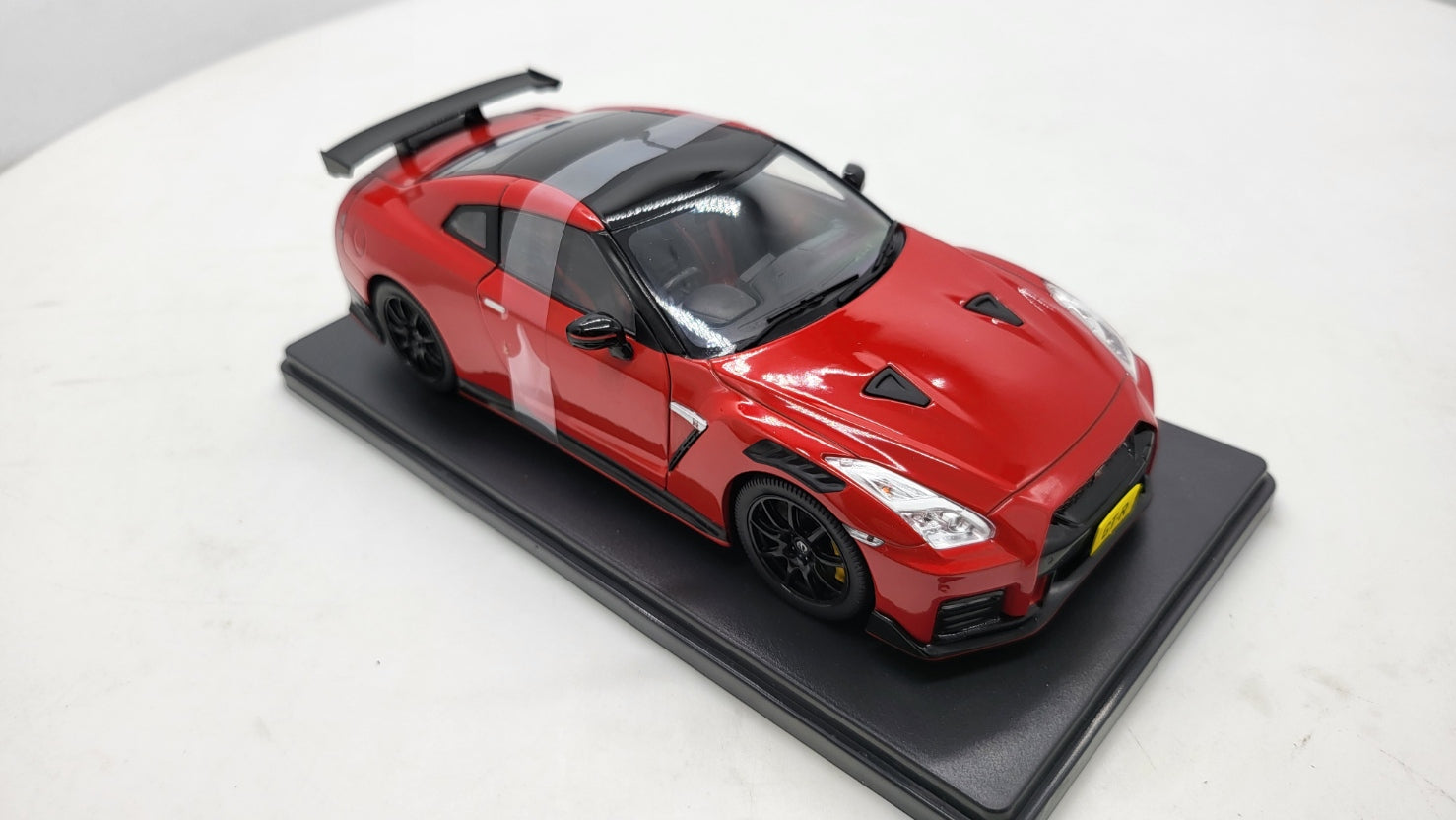 Whitebox Nissan GT-R (R35) Nismo Rood 2021 - Schaal 1:24