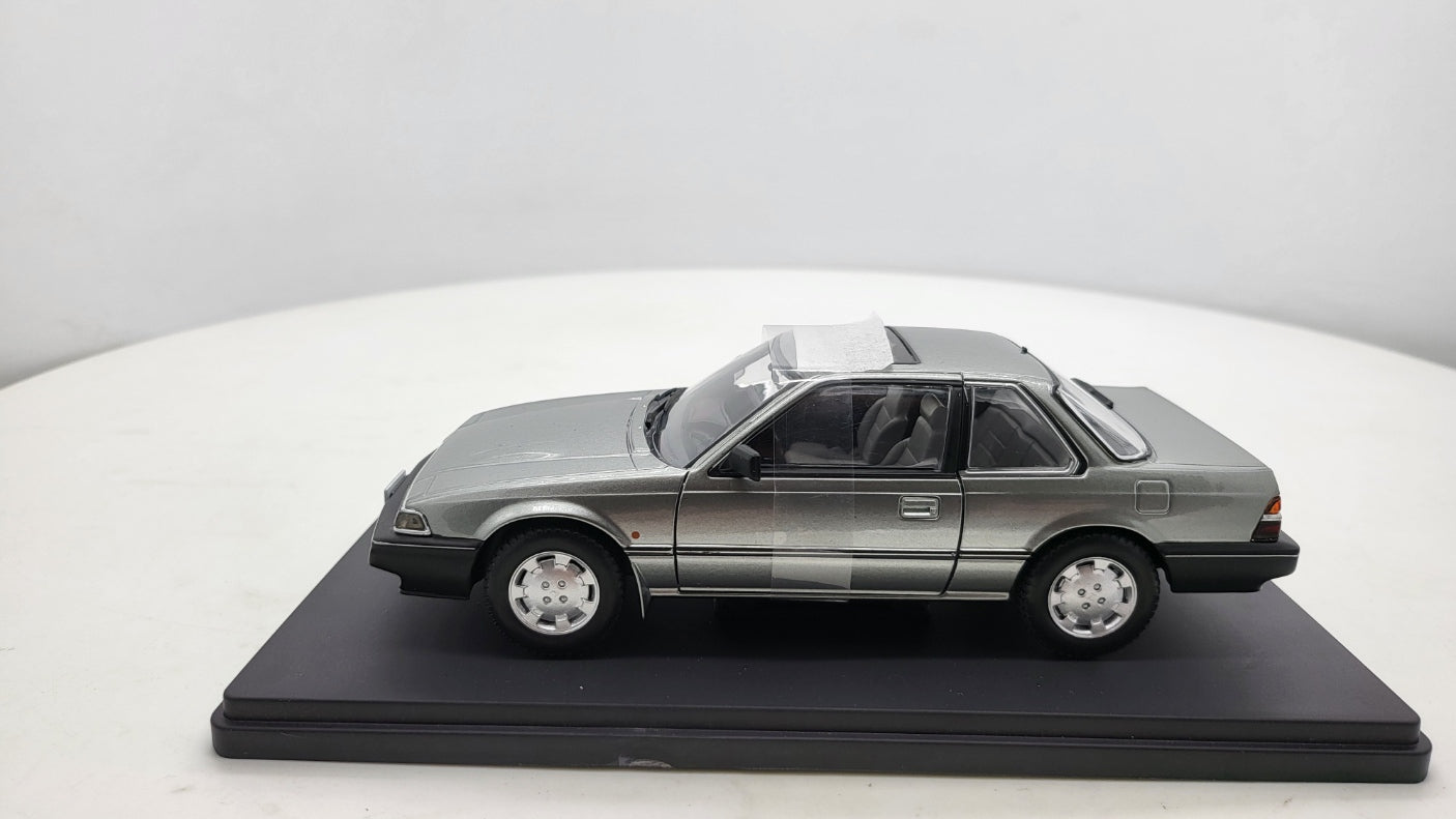 Whitebox Honda Prelude Grijs 1985 - Schaal 1:24