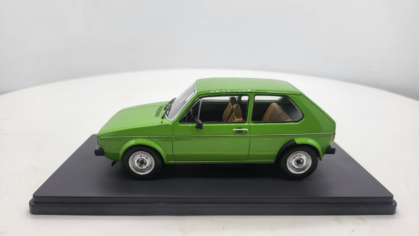 Whitebox Volkswagen Golf I Groen 1974 - Schaal 1:24