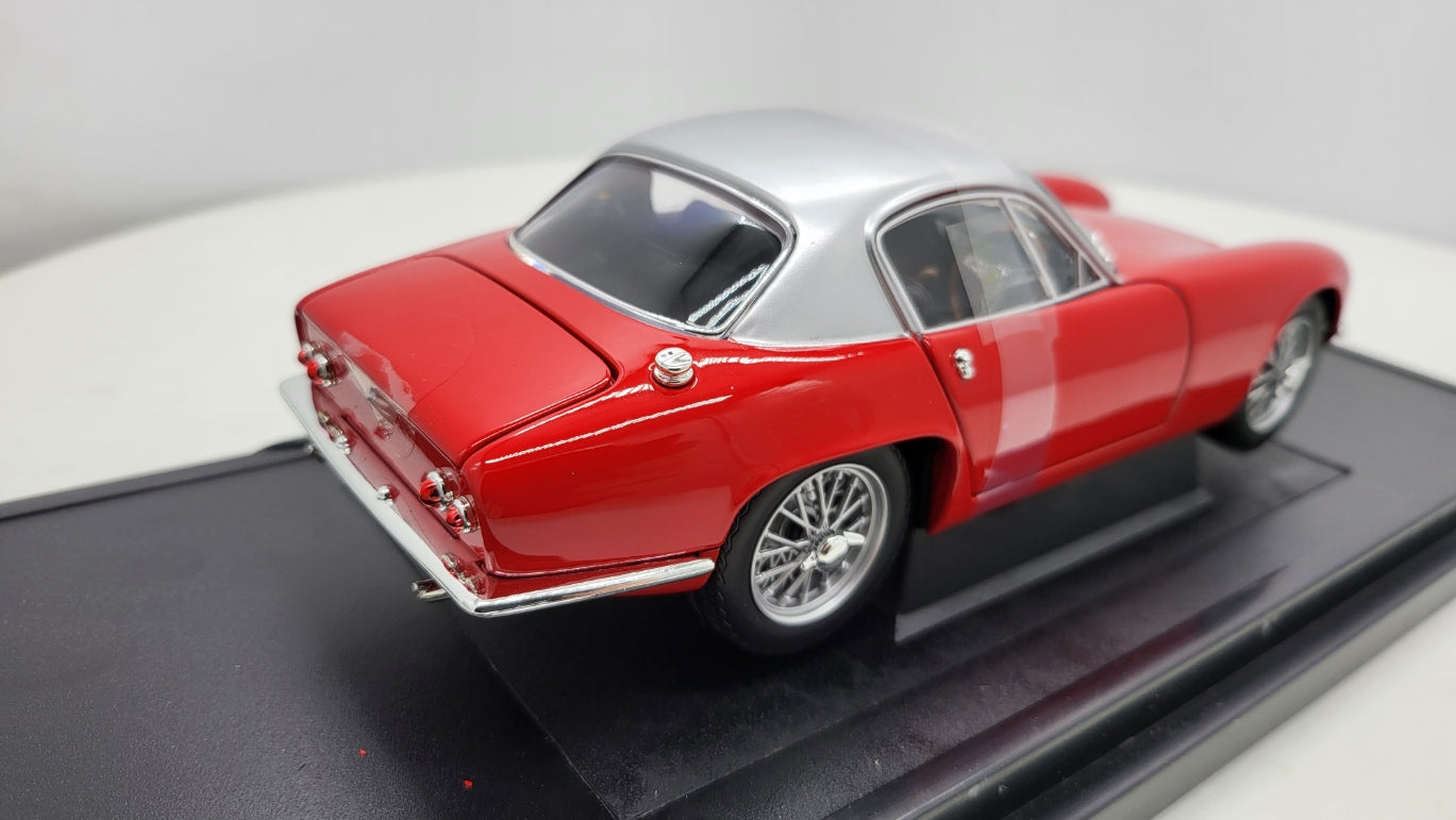 WhiteBox: Lotus Elite Rood/Zilver (1957) - Schaal 1:18