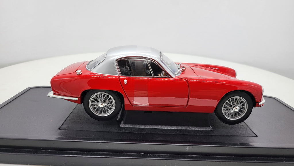 WhiteBox: Lotus Elite Rood/Zilver (1957) - Schaal 1:18
