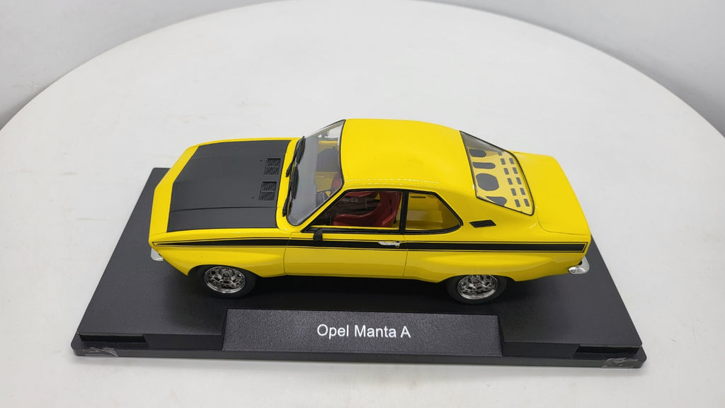 MCG: Opel Manta A Irmscher Geel/Zwart (1974) - Schaal 1:18