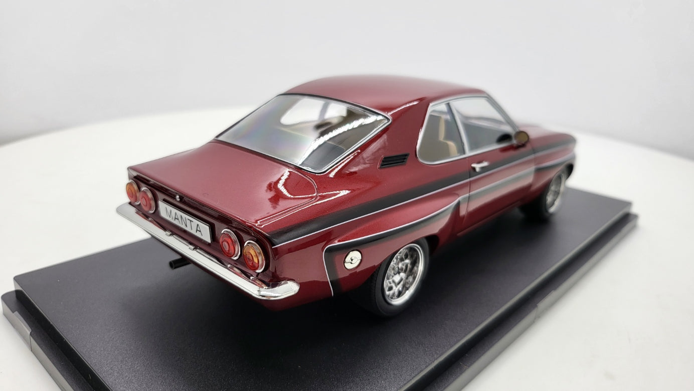 MCG: Opel Manta A Irmscher Donker Rood (1974) - Schaal 1:18