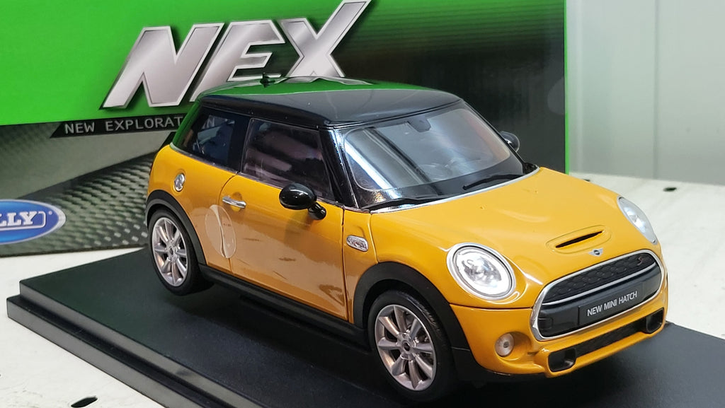 New Mini Cooper S 2014 Oranje/Zwart — Welly NEX 1:18