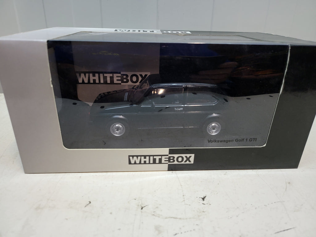 WhiteBox - Volkswagen Golf I GTi - Zwart - 1974 - 1:24