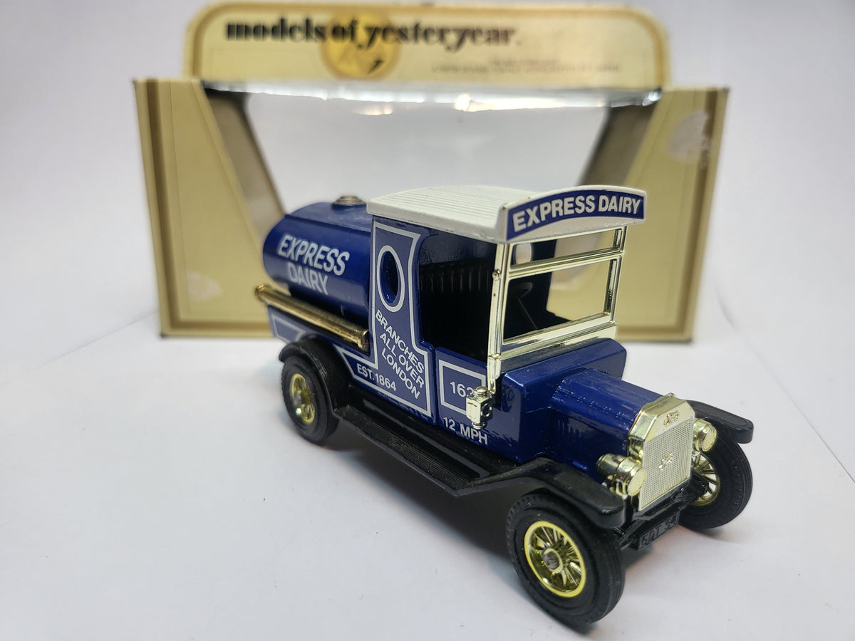 Matchbox Ford Model T Express Dairy 1912 - Models of Yesteryear