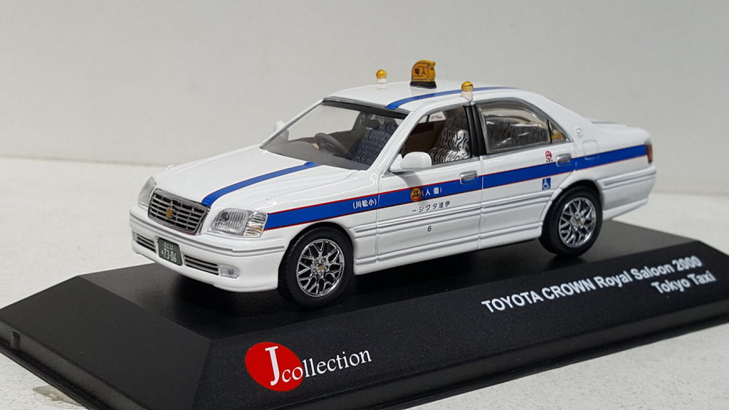 J-Collection Toyota Crown Royal Saloon Taxi Tokyo RHD, 2000 - Schaal 1:43