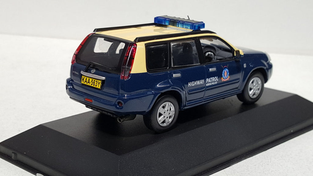 J-Collection Nissan X-Trail Kenya Highway Police Blauw 2004 - Schaal 1:43