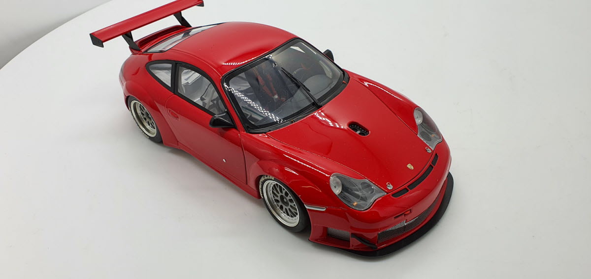Minichamps: Porsche 911 GT3 RSR Rood Street Version (2004) - Schaal 1:18