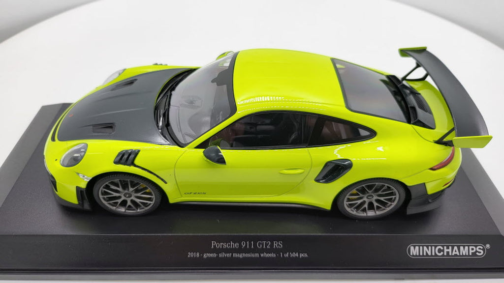 Minichamps: Porsche 911 (991.2) GT2 RS Lichtgroen (2018) - Schaal 1:18