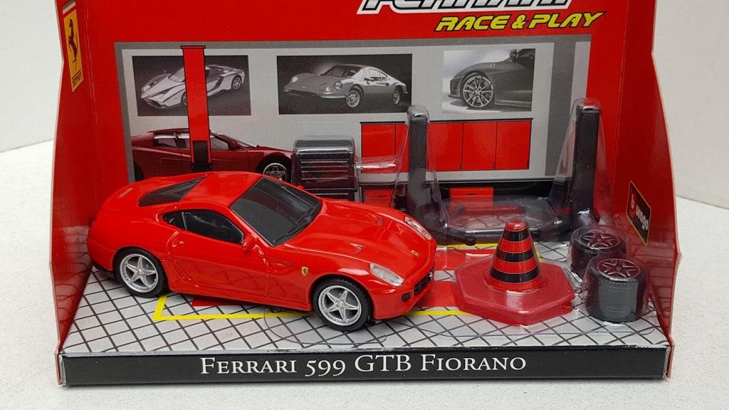 Bburago Ferrari 599 GTB Fiorano Rood - Schaal 1:43