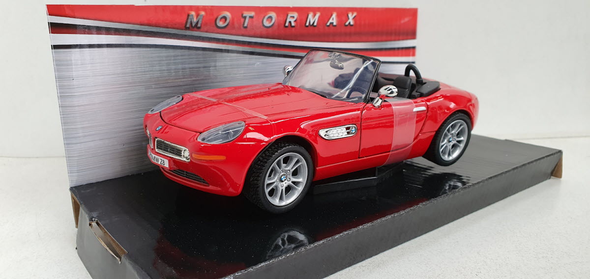 BMW Z8 rood – MotorMax 1:24