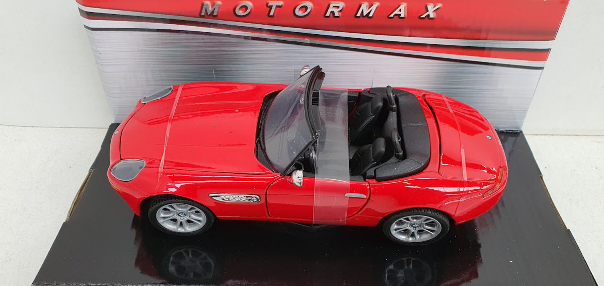 BMW Z8 rood – MotorMax 1:24