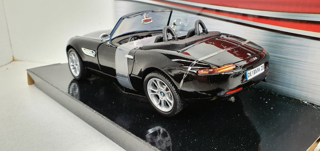 BMW Z8 zwart – MotorMax 1:24