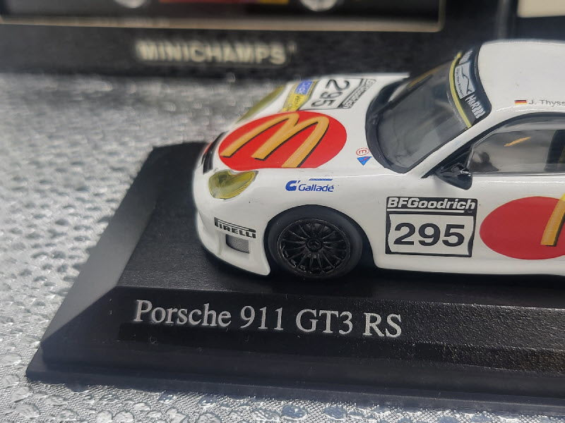 Minichamps Porsche 911 GT3 RS McDonalds W.L. Edition - Schaal 1:43