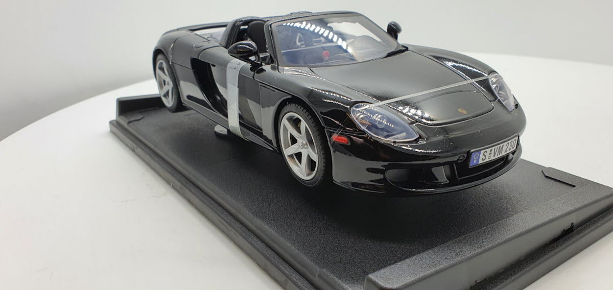 MotorMax: Porsche Carrera GT Zwart - Schaal 1:18