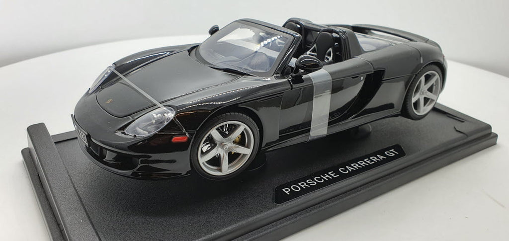 MotorMax: Porsche Carrera GT Zwart - Schaal 1:18