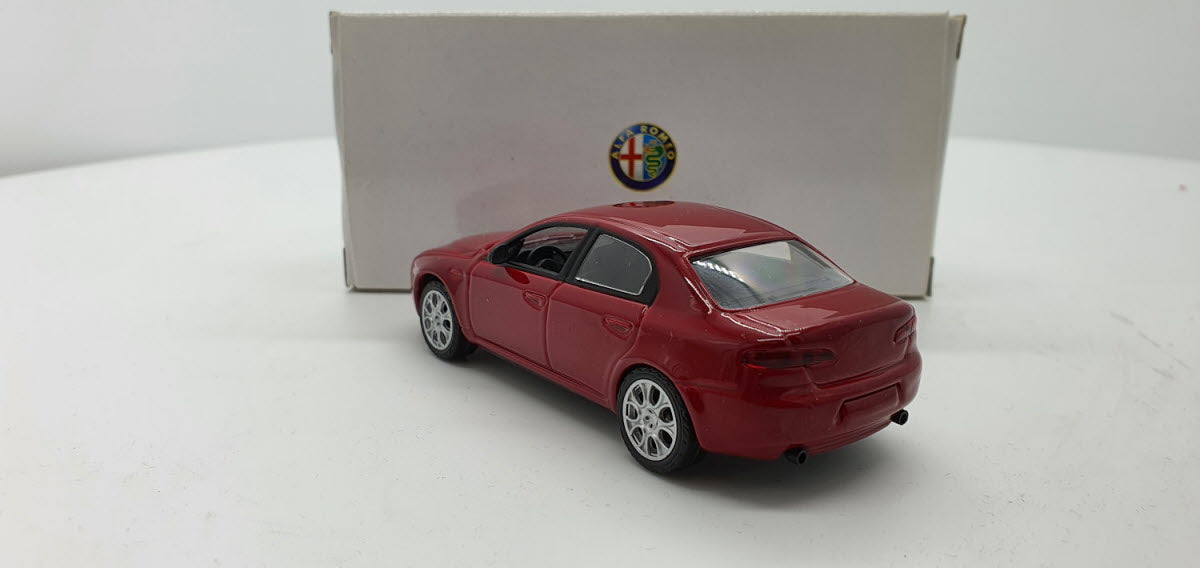 Norev Alfa Romeo 159 Rood 2005 - Schaal 1:43