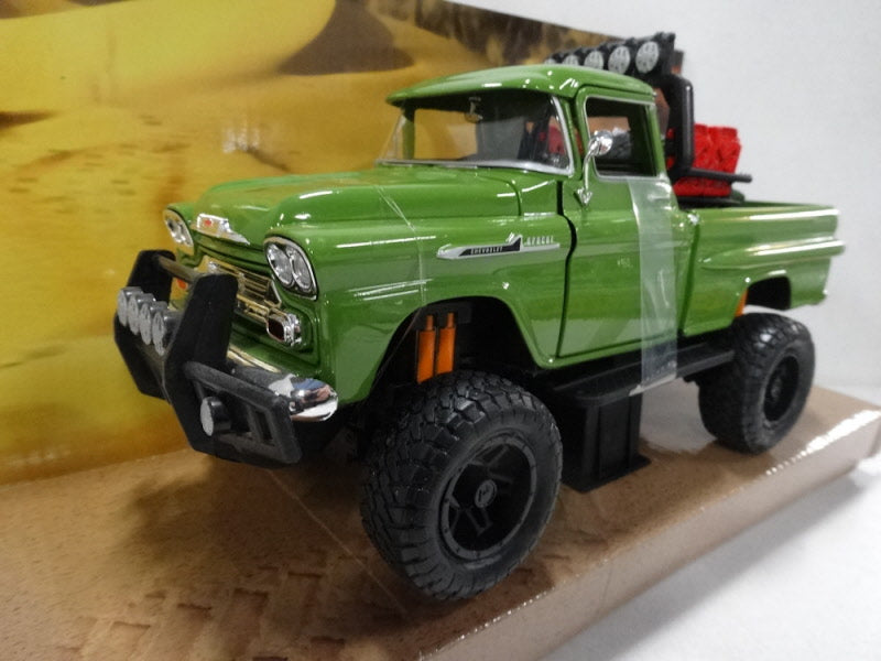 MotorMax Chevrolet Apache Fleetside Pickup Groen 1958 - Schaal 1:24