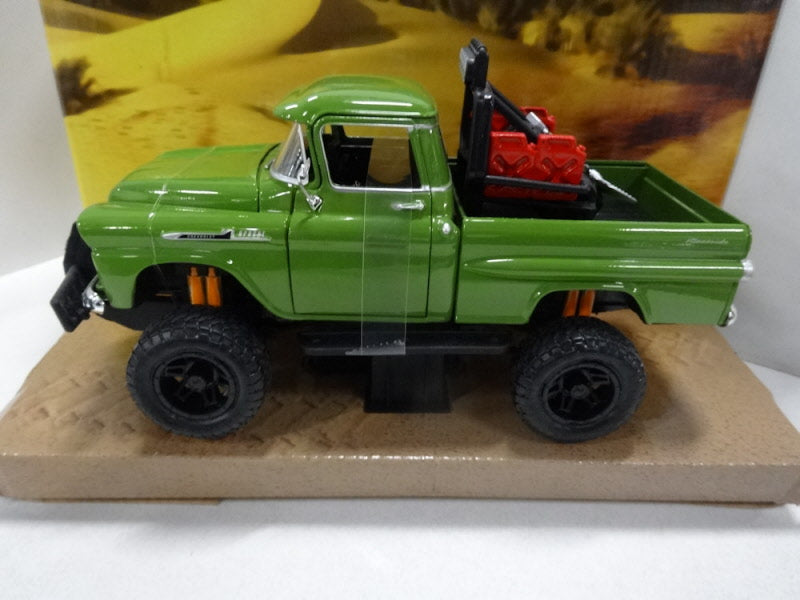 MotorMax Chevrolet Apache Fleetside Pickup Groen 1958 - Schaal 1:24
