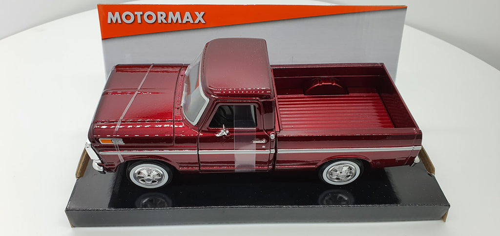 MotorMax Ford F-100 PickUp Donkerrood metallic 1969 - Schaal 1:24