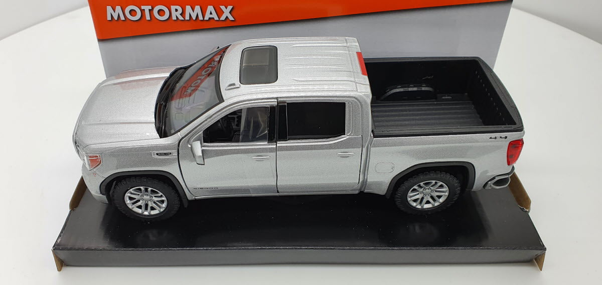 MotorMax GMC Sierra 1500 SLT Crew Cab Grijs Metallic 2019 - Schaal 1:24