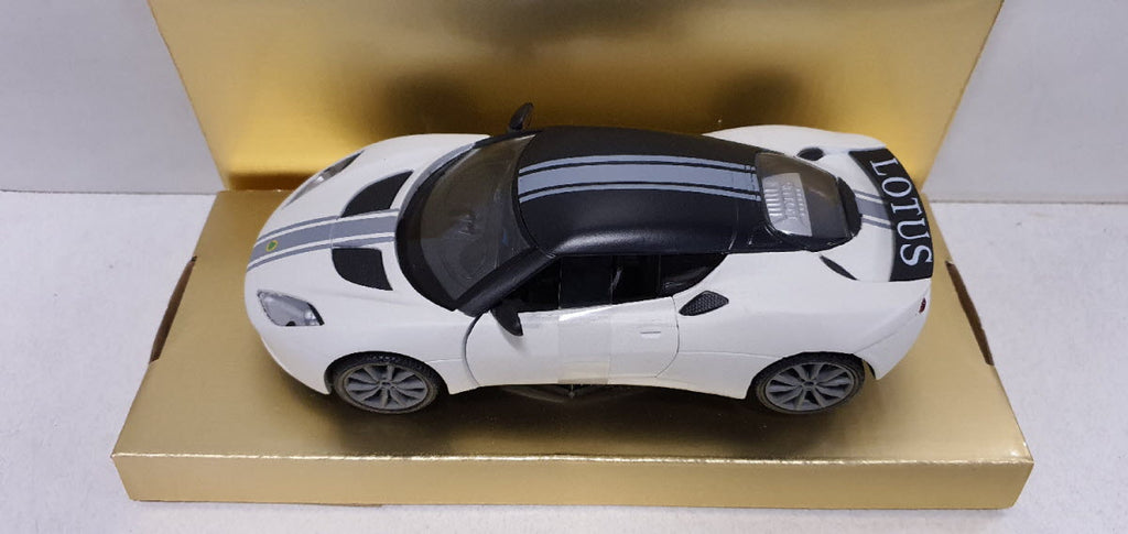 MotorMax Lotus Evora S Mat Wit - Schaal 1:24