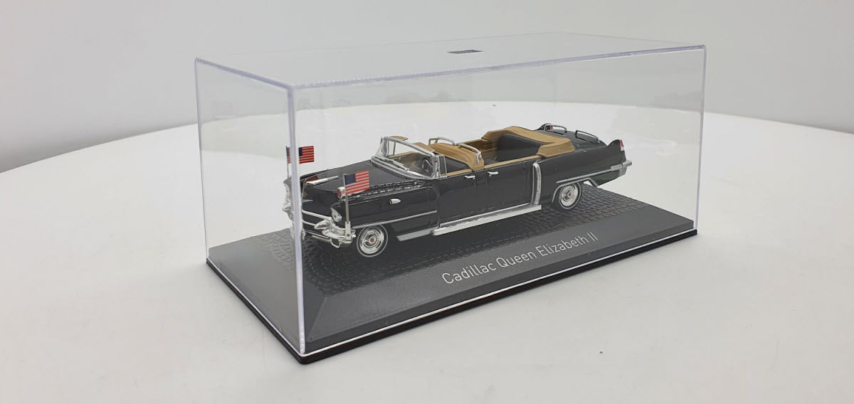 Norev Cadillac Queen Elizabeth II Zwart 1956 - Schaal 1:43