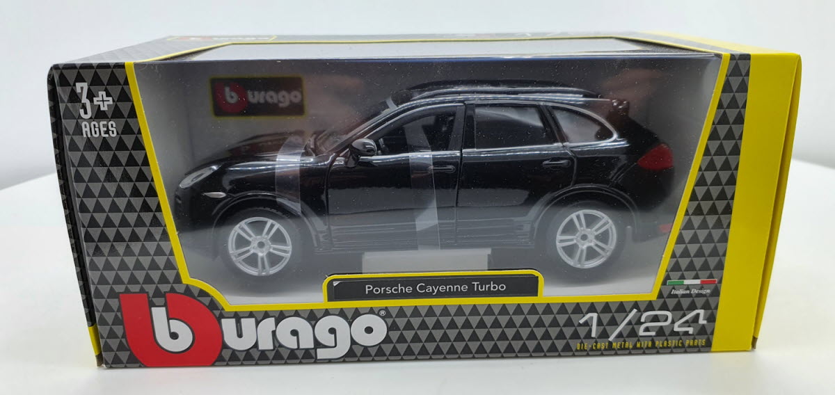 Bburago Porsche Cayenne Turbo Zwart - Schaal 1:24