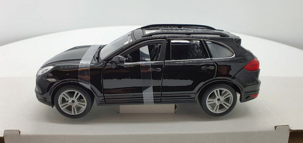 Bburago Porsche Cayenne Turbo Zwart - Schaal 1:24