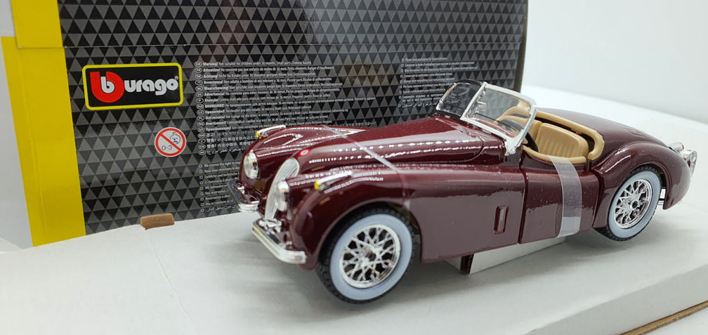 Bburago Jaguar XK 120 Roadster Donker Rood 1951 - Schaal 1:24