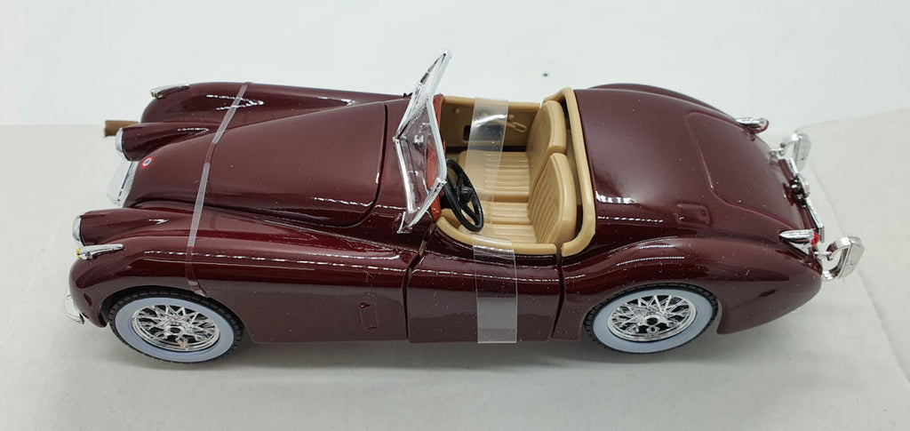 Bburago Jaguar XK 120 Roadster Donker Rood 1951 - Schaal 1:24