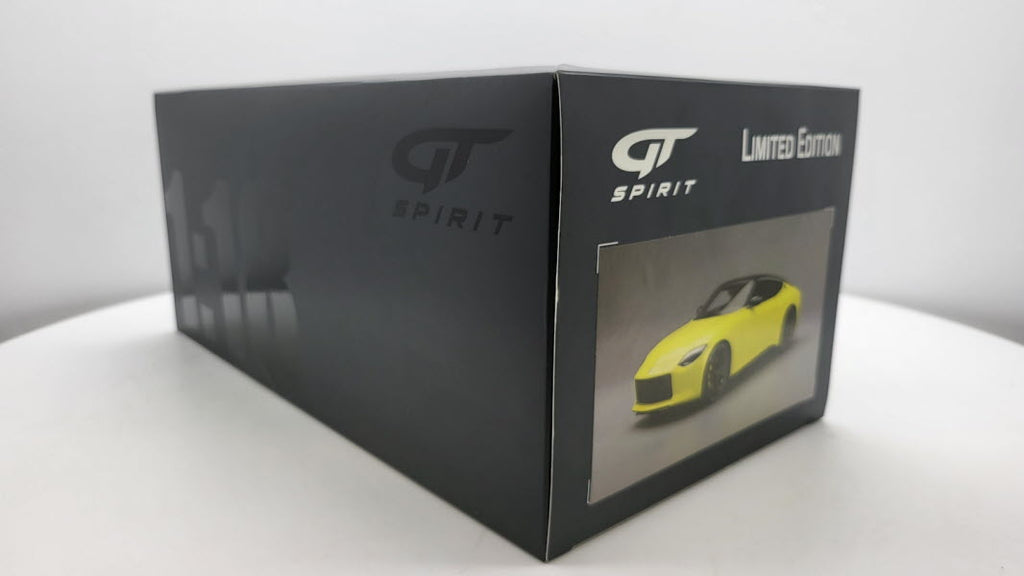 GT-Spirit Nissan Z Proto Geel 2022 - Schaal 1:18