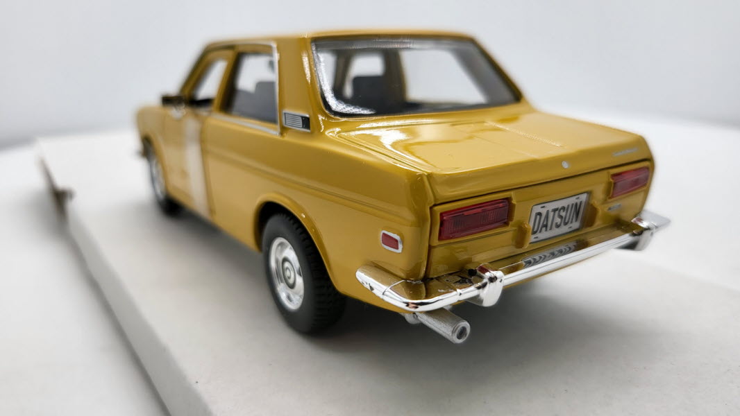 Maisto Datsun 510 Geel 1971 - Schaal 1:24