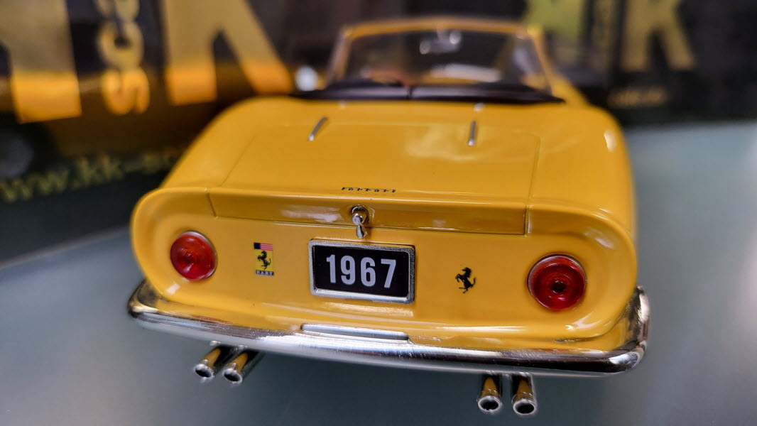 KK-Scale: Ferrari 275 GTB/4 Nart Spyder Geel (1967) - Schaal 1:18