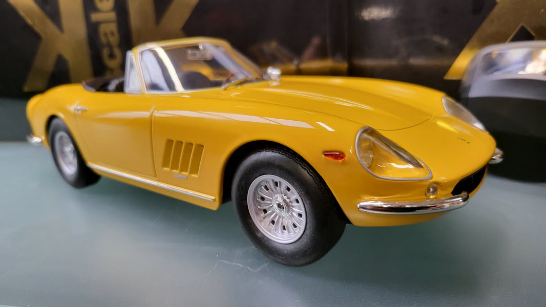 KK-Scale: Ferrari 275 GTB/4 Nart Spyder Geel (1967) - Schaal 1:18