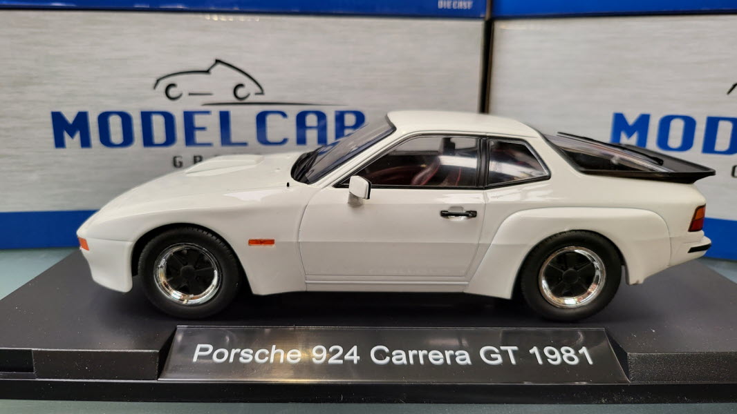 MCG: Porsche 924 Carrera GT Wit (1981) - Schaal 1:18