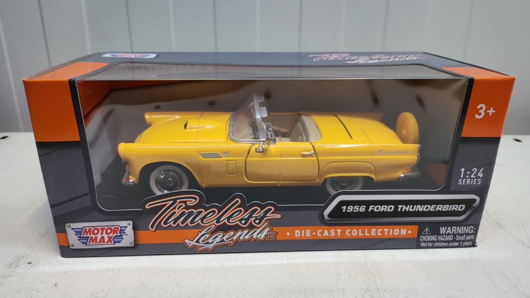MotorMax Ford Thunderbird Donkergeel 1956 - Schaal 1:24