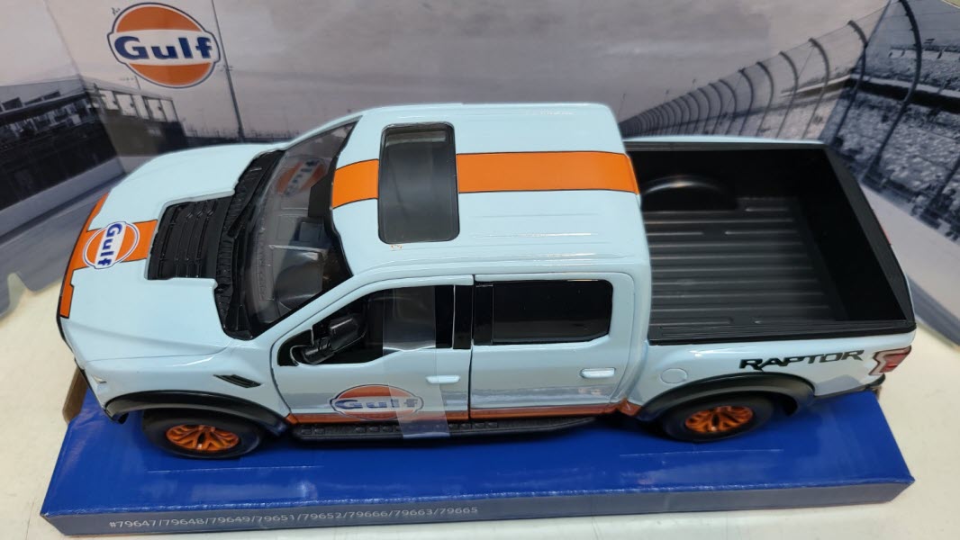 MotorMax Ford F-150 Raptor Gulf Edition 2017 - Schaal 1:24