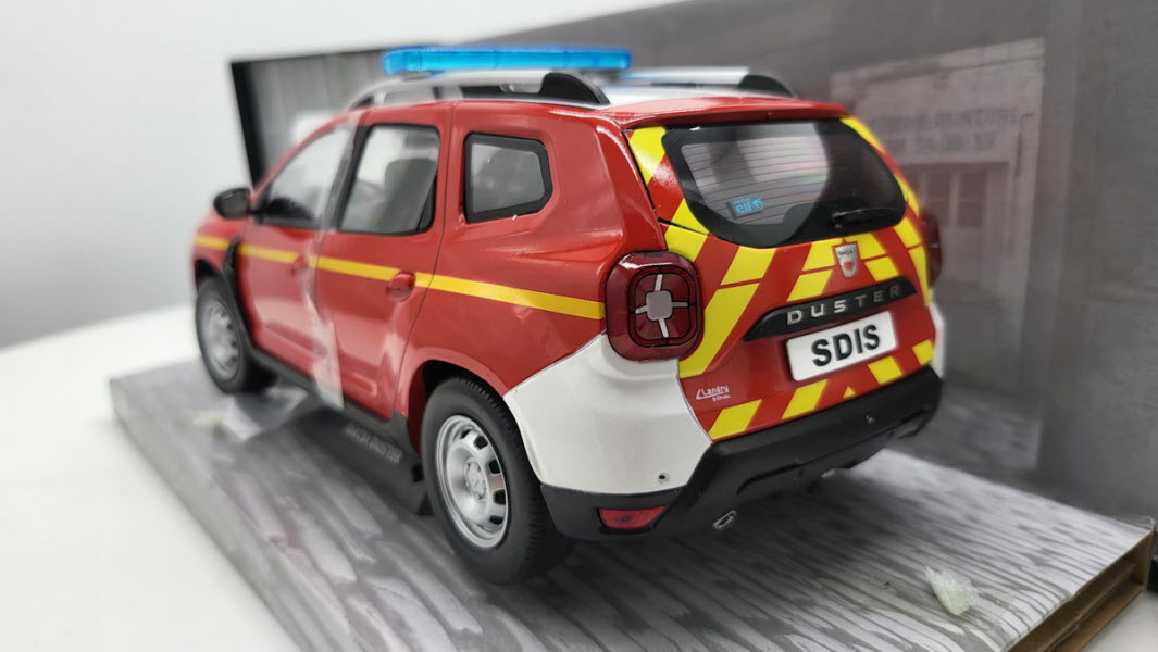 Dacia Duster MK2 Brandweer Rood 2021 - Solido 1:18