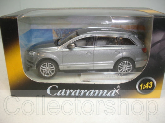 Cararama: Audi Q7 (2005) Zilver Grijs - Schaal 1:43