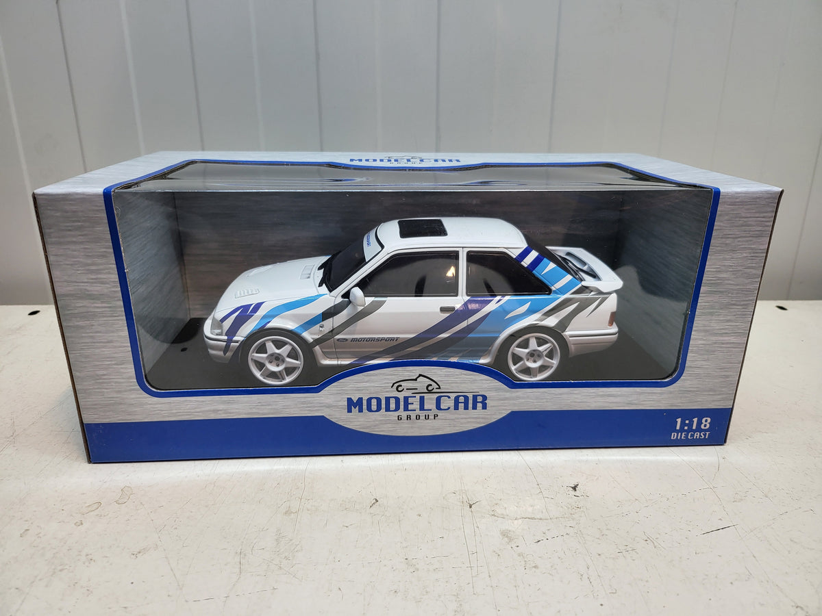 MCG - Ford Escort MK IV RS Turbo S2 - Wit/Decoratie - 1990 - 1:18