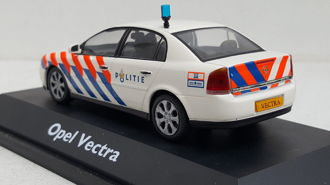Schuco Opel Vectra Politie Nederland - Schaal 1:43